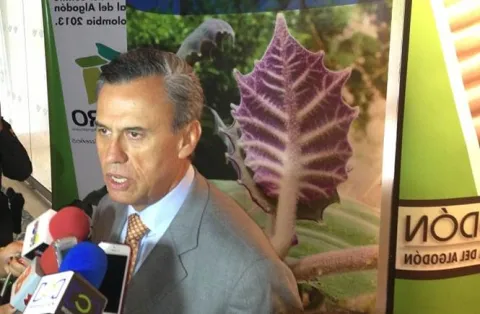 ministro_agri1.jpg