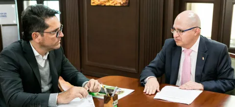 ministro-zuluaga-reunido-presidente-fedecacao.jpg
