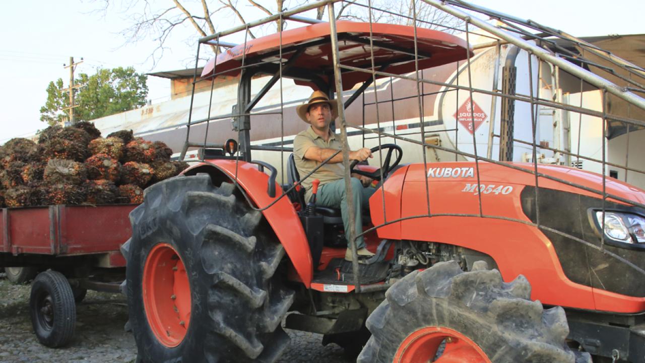 mintractor1200.jpg