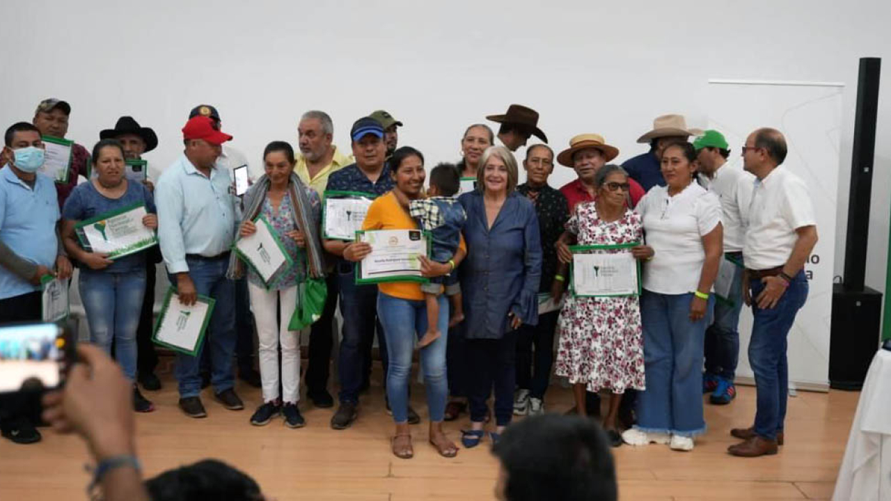 Ministerio de Agricultura entregó títulos de propiedad de 3.000 hectáreas en Casanare