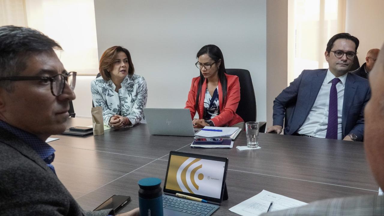 El Gobierno inyectar� m�s de $20,000 millones para alivios financieros y reactivar econ�micamente a m�s de 34.000 familias campesinas