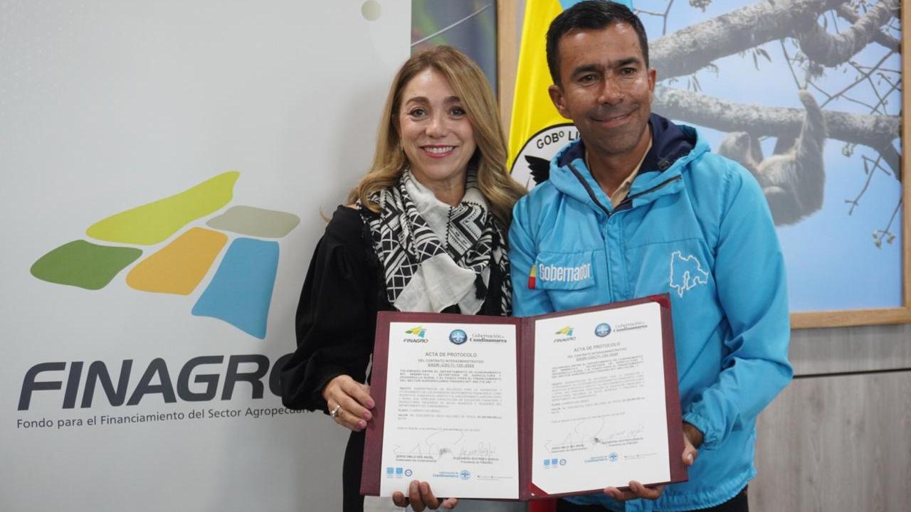 Gobernaci�n de Cundinamarca y Finagro firman convenio por $10.000 millones para beneficiar a m�s de 6.000 campesinos